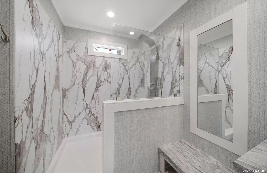 Furnished interior view inside a new home in , Bandera (Image 16).