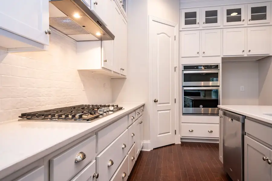 Representative furnished interior of a home built from the St Andrews with 3rd Floor Retreat by Greybrook Homes in Edmunds Farm, Clover (Image 12).