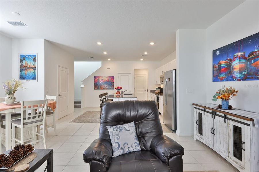 Furnished interior view inside a new home in , Tampa (Image 10).