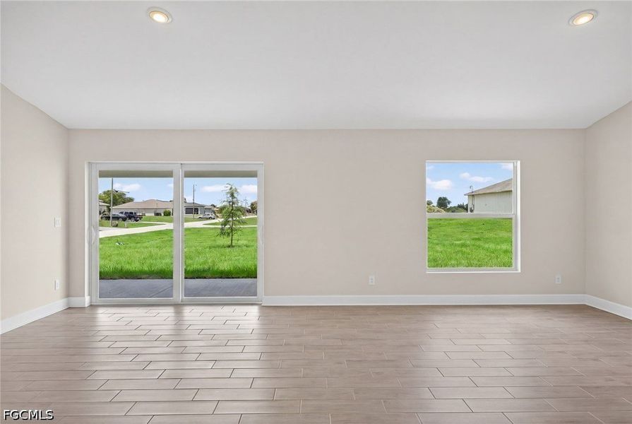 Spacious, unfurnished interior of a new home in Cape Coral, Cape Coral (Image 15).