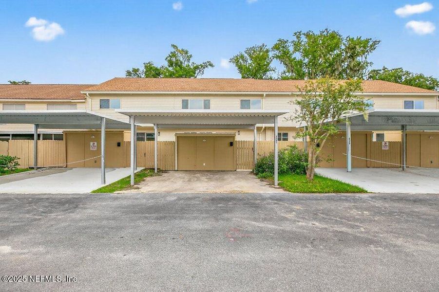 Image 35 of a home in . Image 35 of a home in .