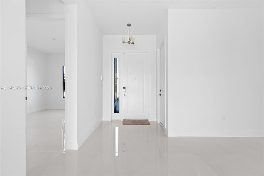 Spacious, unfurnished interior of a new home in , Boca Raton (Image 64).