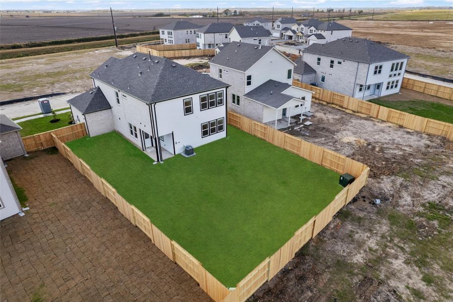 Image 34 of a home in Creekhaven.