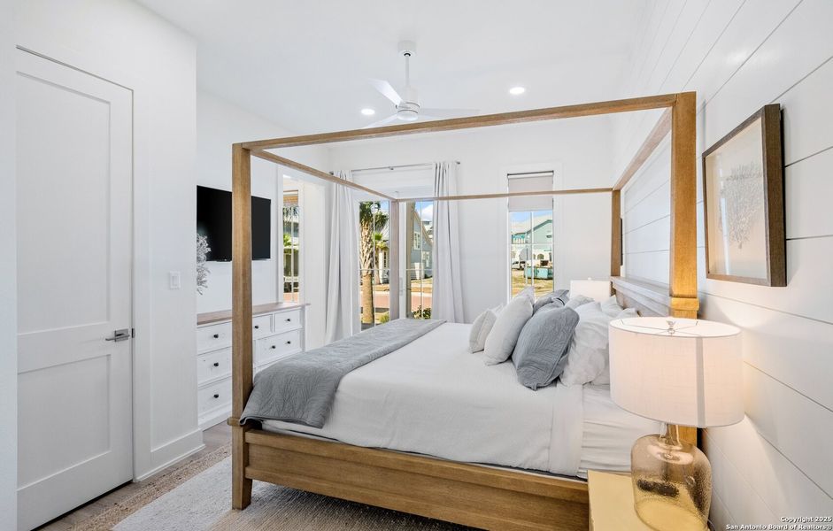 Furnished interior view inside a new home in , Port Aransas (Image 26). Furnished interior view inside a new home in , Port Aransas (Image 26).