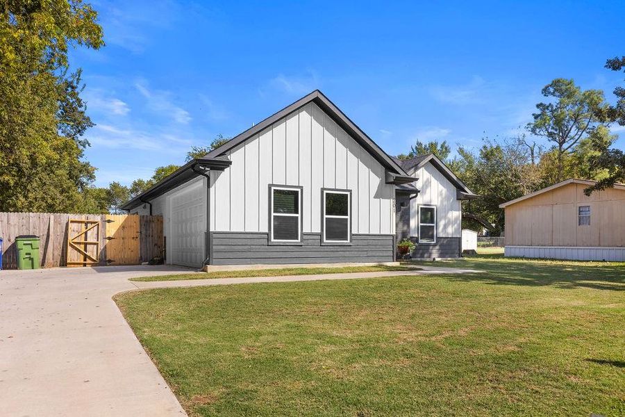 Image 29 of a home in .