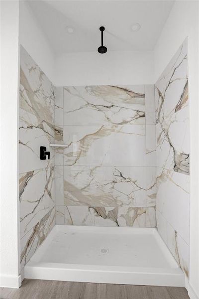 Furnished interior view inside a new home in , Terrell (Image 10).