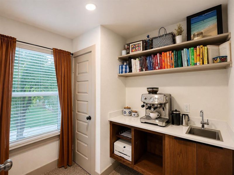 Furnished interior view inside a new home in , Dallas (Image 10).