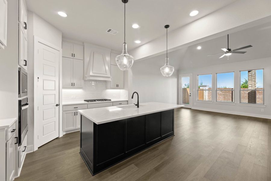 Furnished interior view inside a new home in Somerset - Phase 5, Mansfield (Image 11). Furnished interior view inside a new home in Somerset - Phase 5, Mansfield (Image 11).