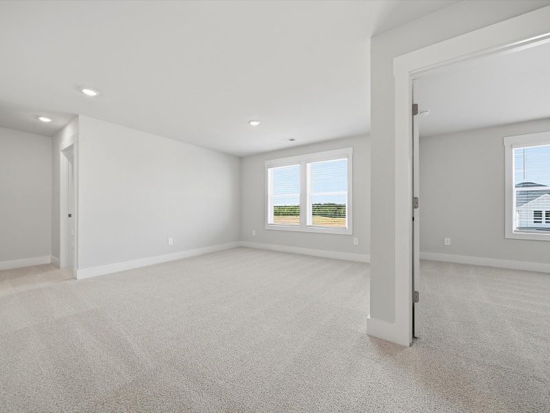 Spacious, unfurnished interior of a new home in Ashby Woods, Boiling Springs (Image 14). Spacious, unfurnished interior of a new home in Ashby Woods, Boiling Springs (Image 14).