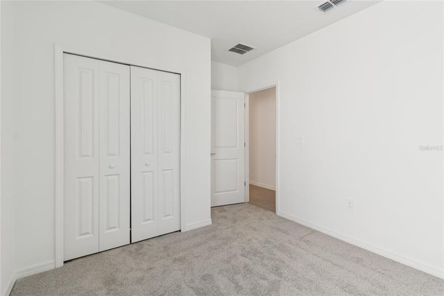 Spacious, unfurnished interior of a new home in Southpointe, Palmetto (Image 20).