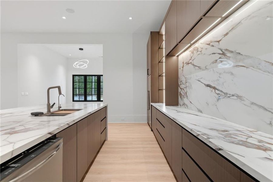 Furnished interior view inside a new home in , Alpharetta (Image 21).
