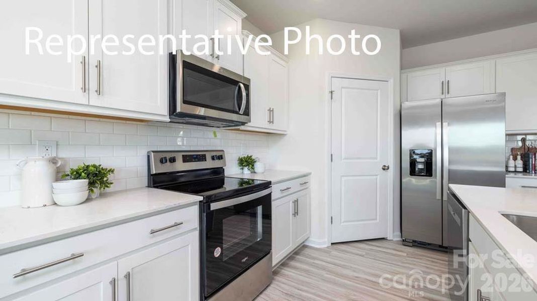 Image 12 of a home in Brandon Creek.