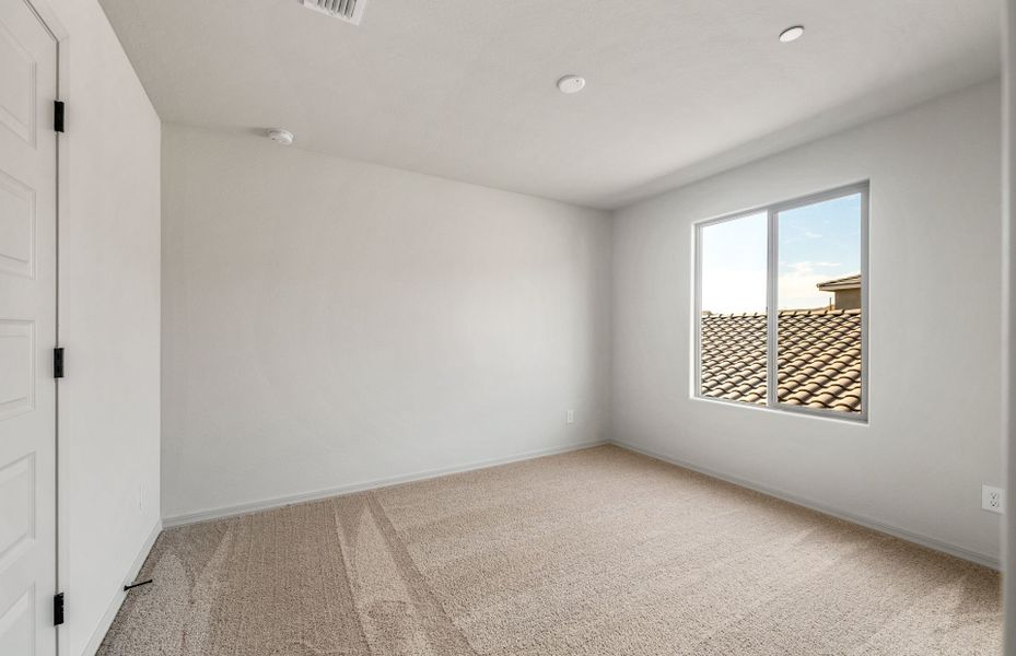 Spacious, unfurnished interior of a new home in Foothills at Northpointe, Peoria (Image 27). Spacious, unfurnished interior of a new home in Foothills at Northpointe, Peoria (Image 27).