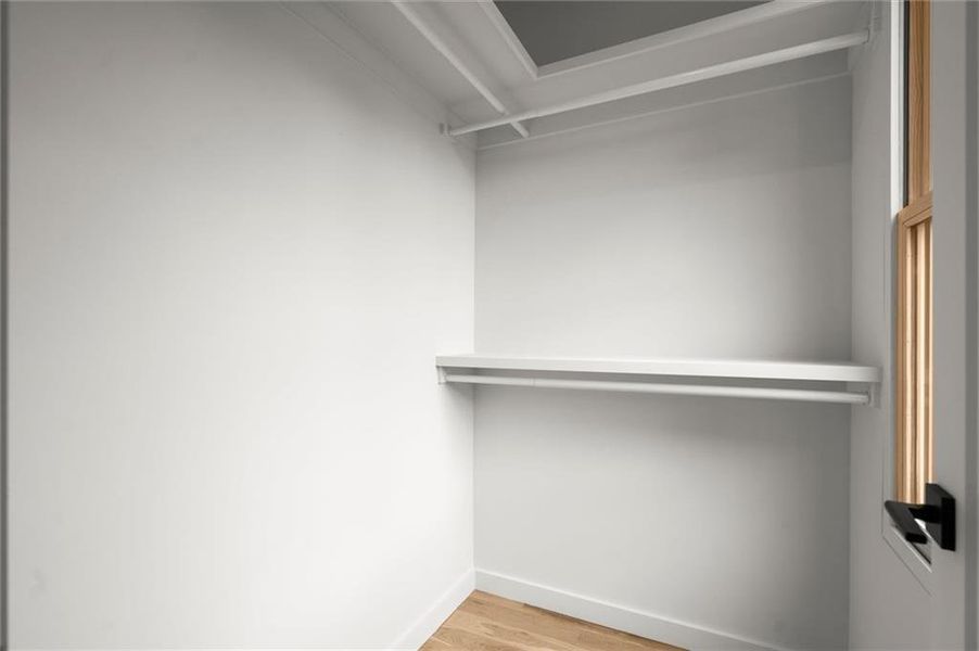 Spacious, unfurnished interior of a new home in , Atlanta (Image 46).