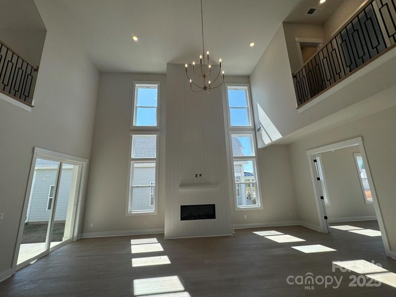 Image 36 of a home in Lakeside Pointe.