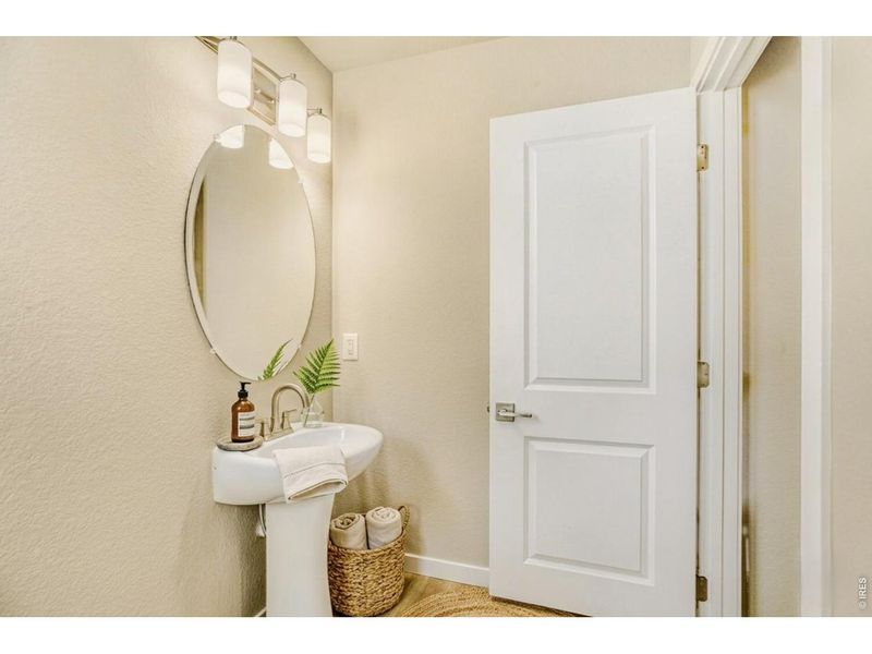 Furnished interior view inside a new home in Farmstead, Berthoud (Image 8).