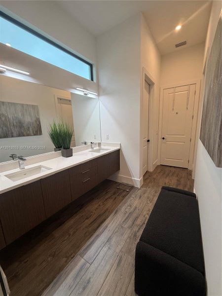 Furnished interior view inside a new home in , Port St. Lucie (Image 30).