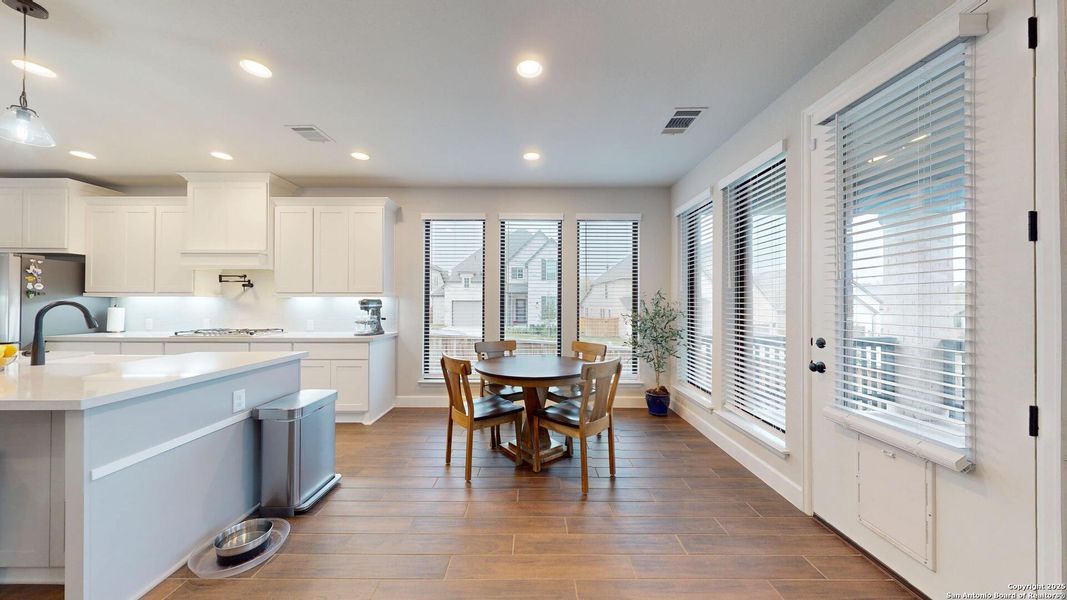 Furnished interior view inside a new home in Weston Oaks 55', San Antonio (Image 60).