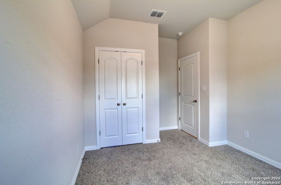 Spacious, unfurnished interior of a new home in Meyer Ranch – Premier, New Braunfels (Image 21). Spacious, unfurnished interior of a new home in Meyer Ranch – Premier, New Braunfels (Image 21).