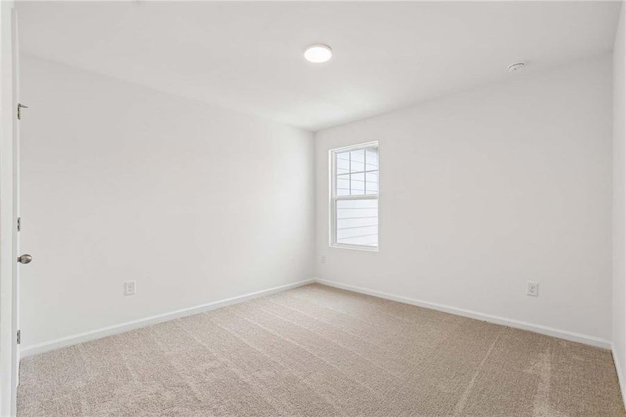 Spacious, unfurnished interior of a new home in Langston Reserve, Cartersville (Image 25).