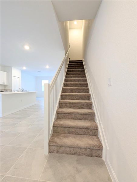 Spacious, unfurnished interior of a new home in , Florida City (Image 17).