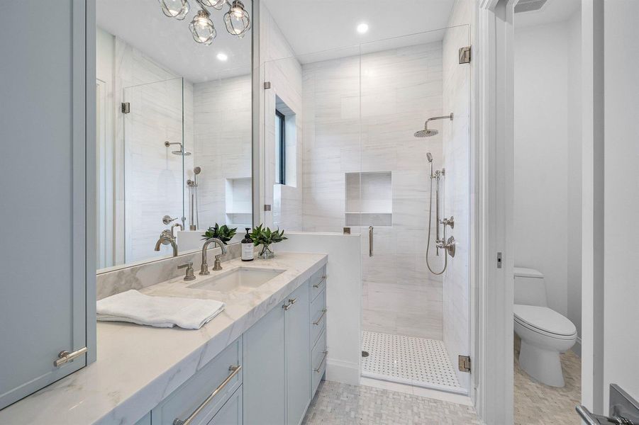 Guest Bathroom Guest Bathroom
