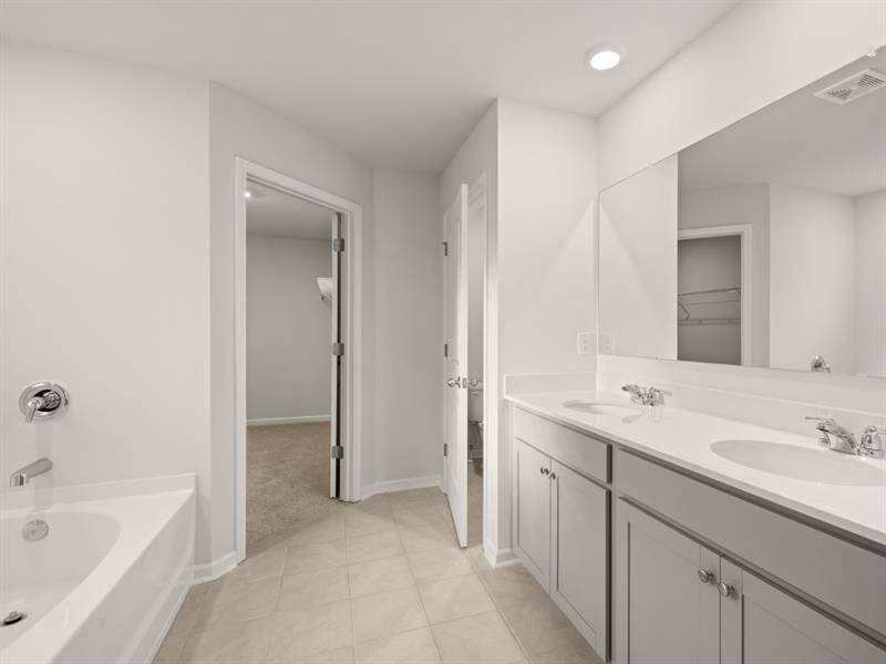 Furnished interior view inside a new home in Falcon Landing, Gainesville (Image 12).