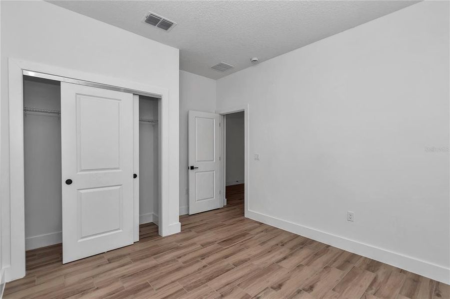 Spacious, unfurnished interior of a new home in , Dunnellon (Image 33). Spacious, unfurnished interior of a new home in , Dunnellon (Image 33).