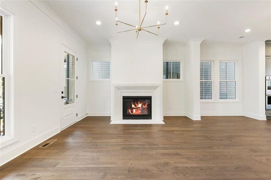 Spacious, unfurnished interior of a new home in , Alpharetta (Image 26). Spacious, unfurnished interior of a new home in , Alpharetta (Image 26).