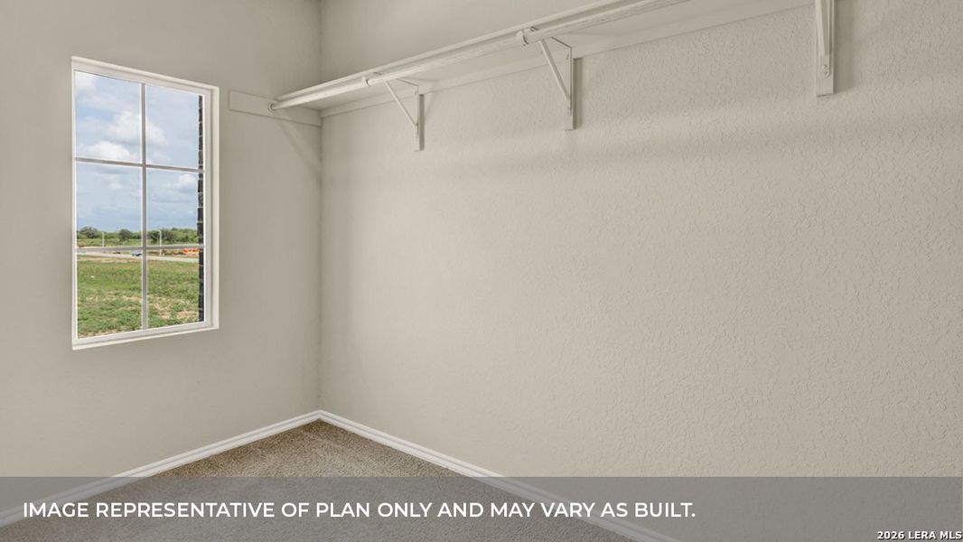 Spacious, unfurnished interior of a new home in Arroyo Ranch, Seguin (Image 24).