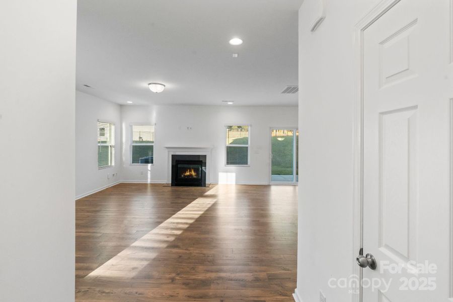 Spacious, unfurnished interior of a new home in , Lancaster (Image 11).