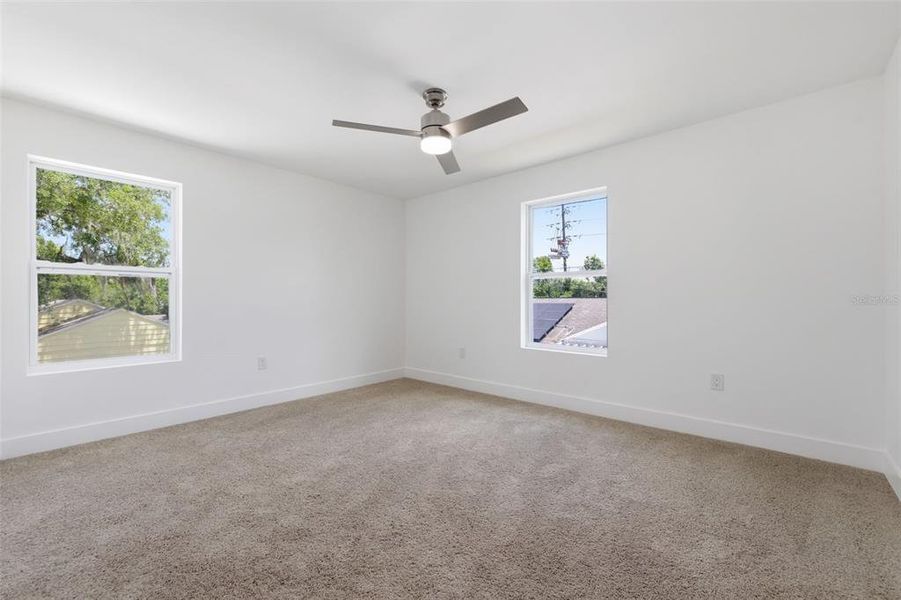 Spacious, unfurnished interior of a new home in , St. Petersburg (Image 28).