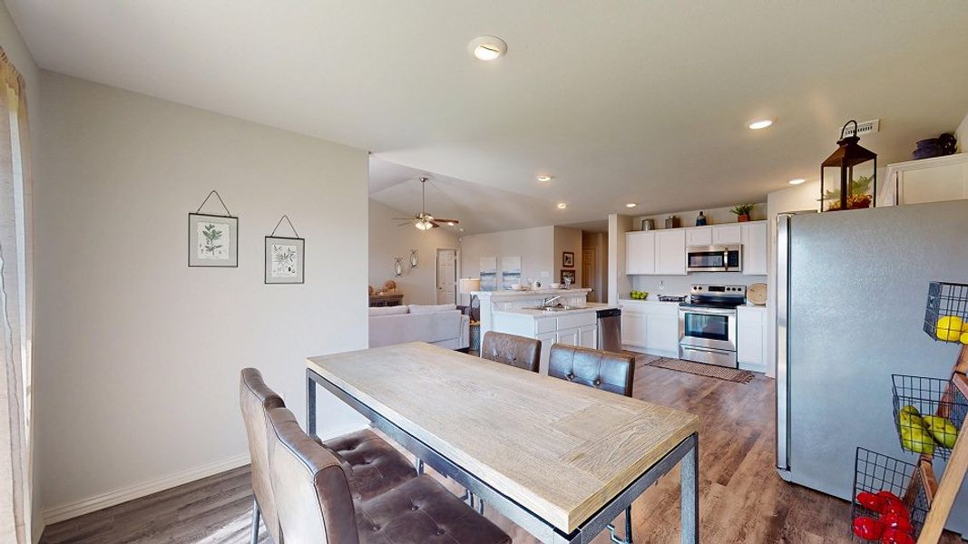 Taylor Core T050 Taylor Dining 2of2 F1 5 13 25 Taylor Core T050 Taylor Dining 2of2 F1 5 13 25