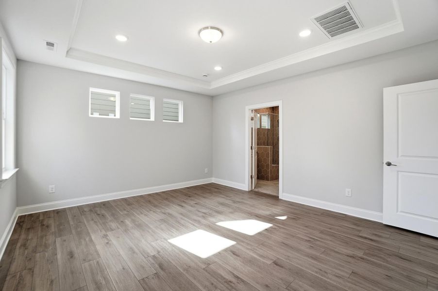 Spacious, unfurnished interior of a new home in Rone Creek, Waxhaw (Image 62).