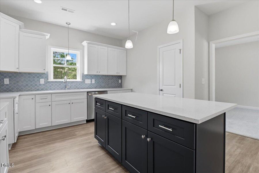 19-115 Sagewood Dr-19