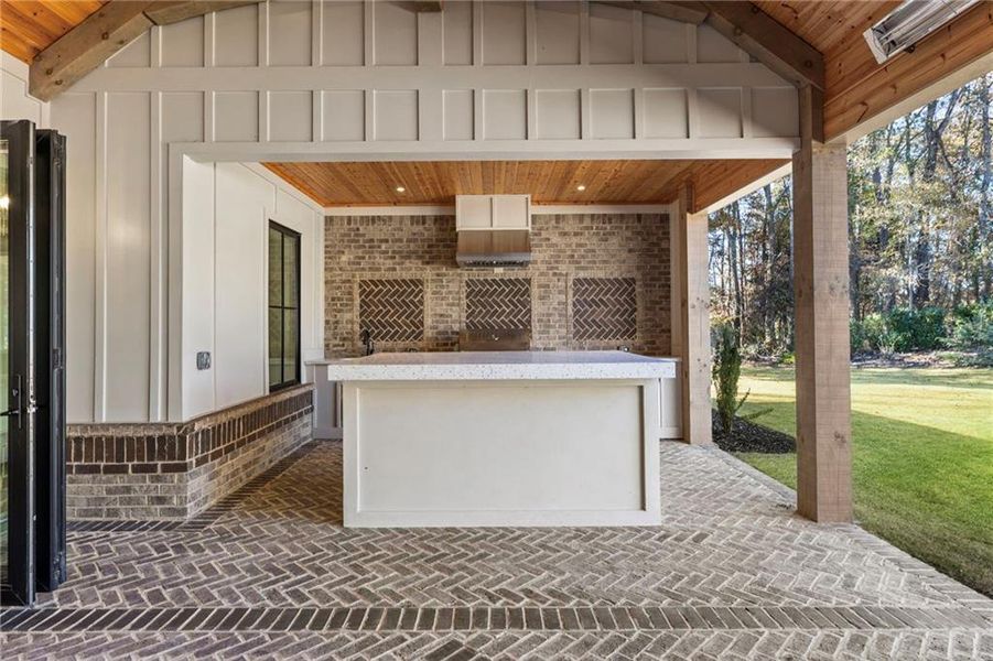 Exterior details and patio area of a home in , Alpharetta (Image 37).