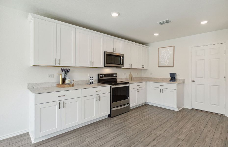 Representative furnished interior of a home built from the Springfield by Centex in Arboretum Estates, Terrell (Image 8).