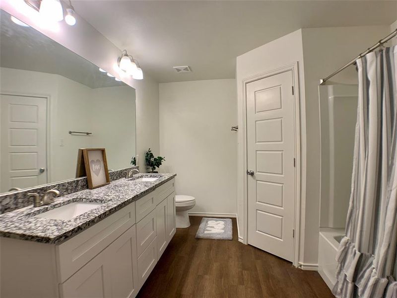 Image 2 of a home in .