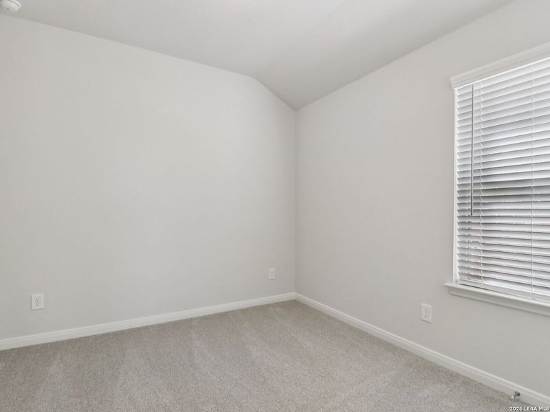 Spacious, unfurnished interior of a new home in , San Antonio (Image 11).