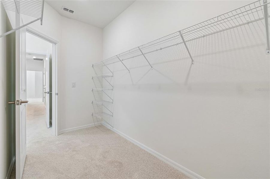Spacious, unfurnished interior of a new home in Waterset Townhomes, Apollo Beach (Image 26).
