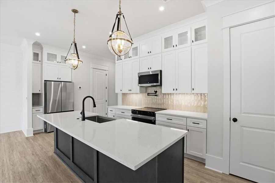 Furnished interior view inside a new home in , Braselton (Image 12).