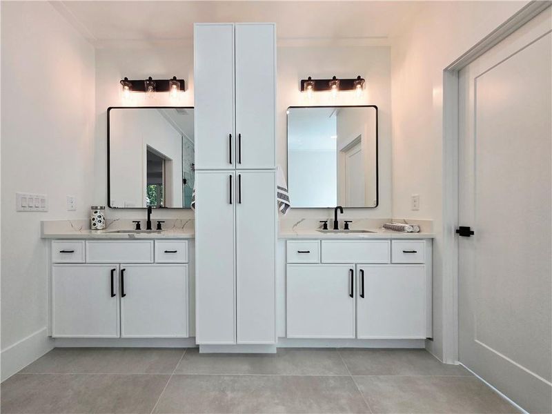 Furnished interior view inside a new home in , Atlanta (Image 35).