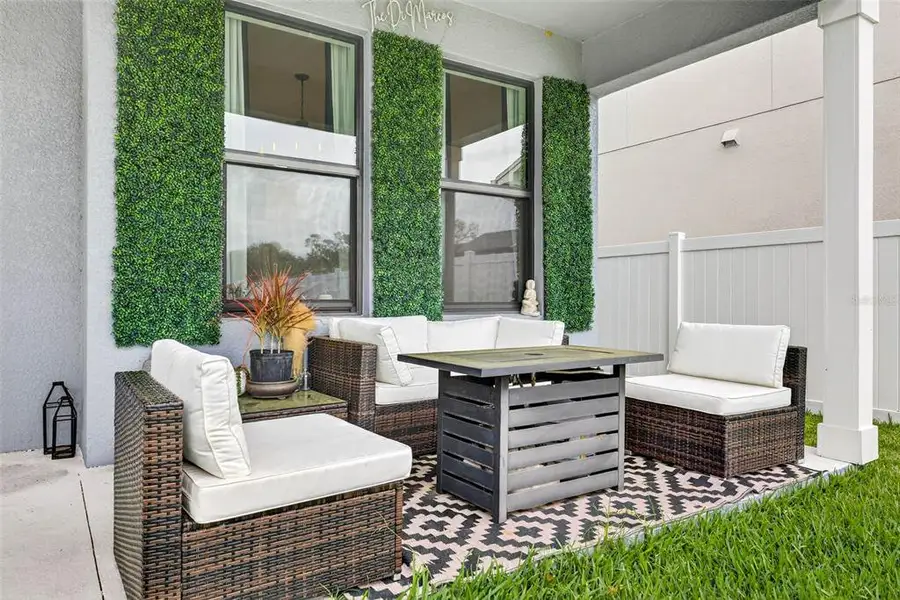 Exterior details and patio area of a home in Clearfield Crossings, Tampa (Image 3).