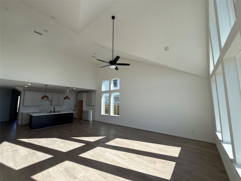 Spacious, unfurnished interior of a new home in Austin Point, Richmond (Image 16).