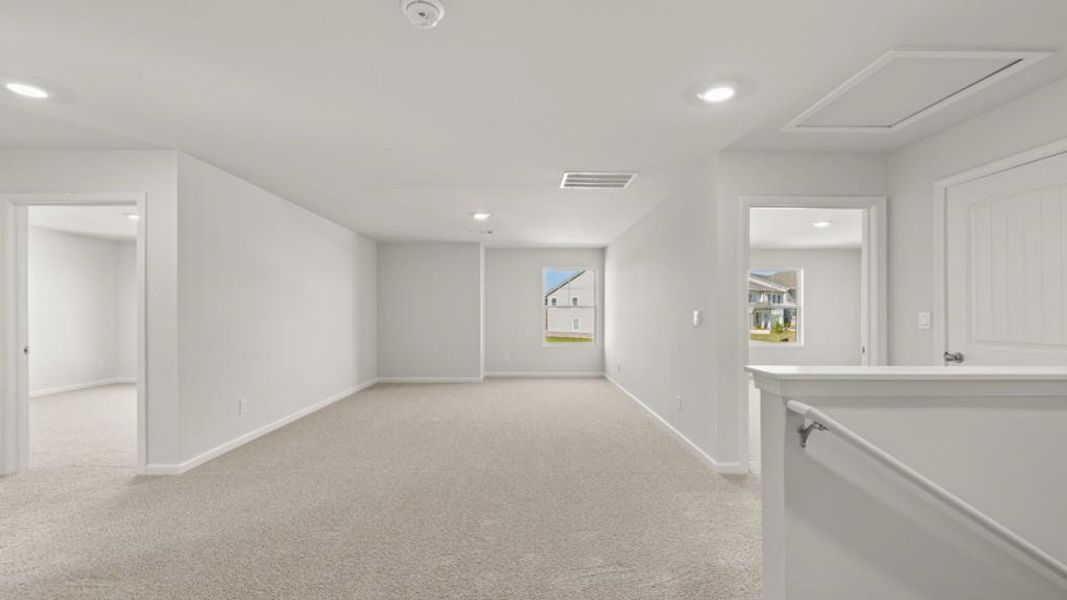 Spacious, unfurnished interior of a new home in Hamptons at Riverwood South, Dallas (Image 31).