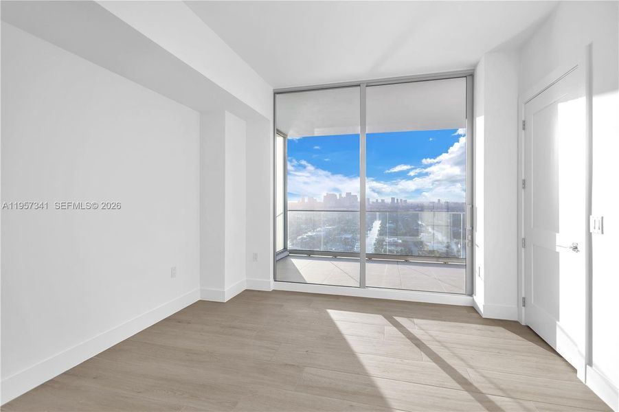 Spacious, unfurnished interior of a new home in , Fort Lauderdale (Image 11). Spacious, unfurnished interior of a new home in , Fort Lauderdale (Image 11).
