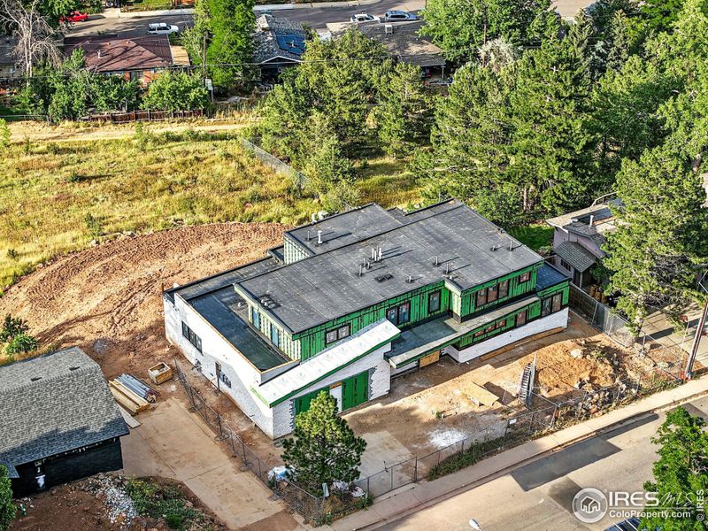 Image 36 of a home in .