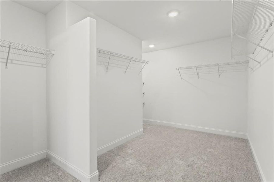 Spacious, unfurnished interior of a new home in , Hiram (Image 29).