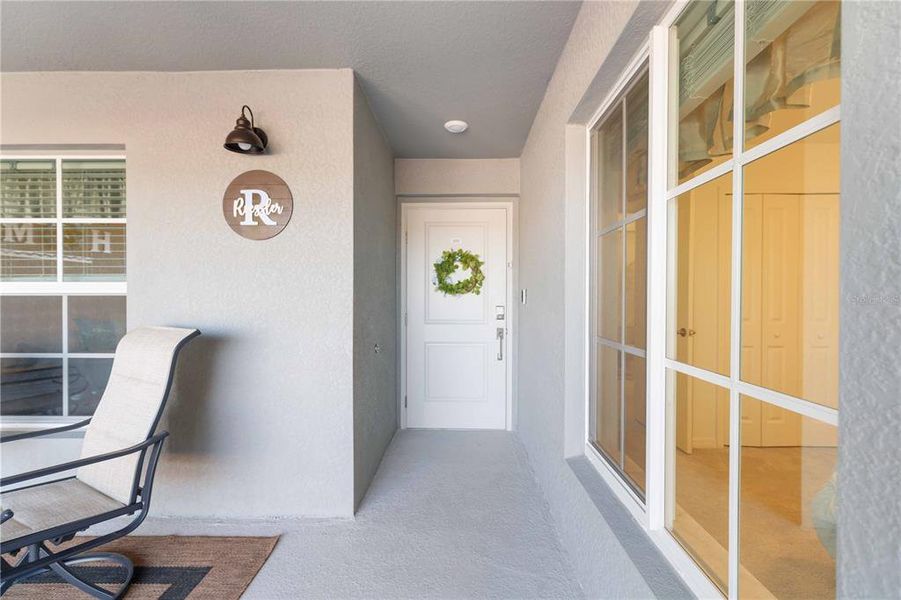 Exterior details and patio area of a home in , Venice (Image 21).