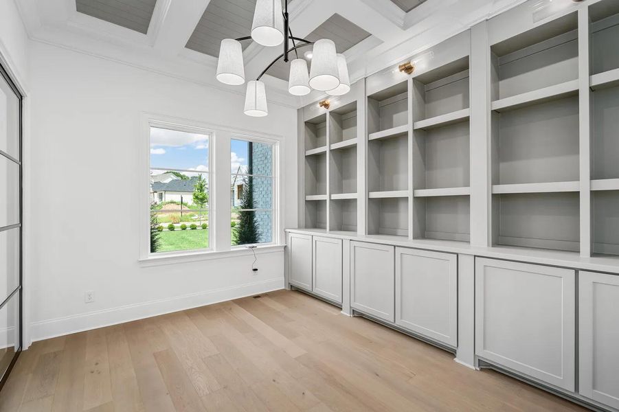 The Wilshire E Home Office